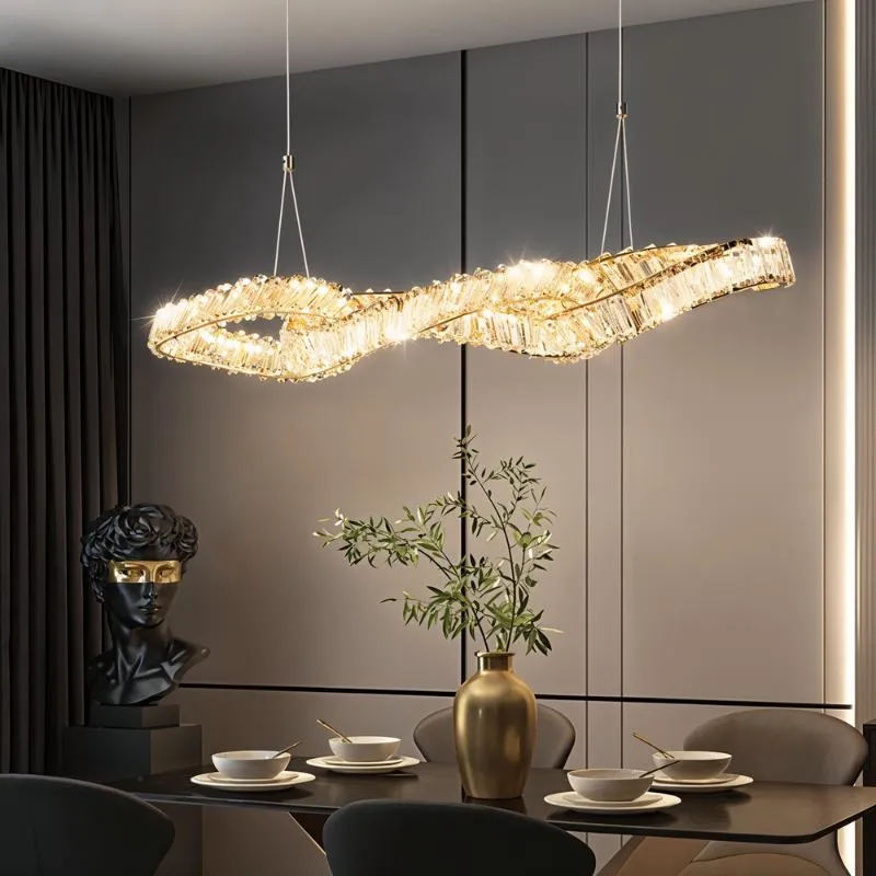 Cadena Chandelier