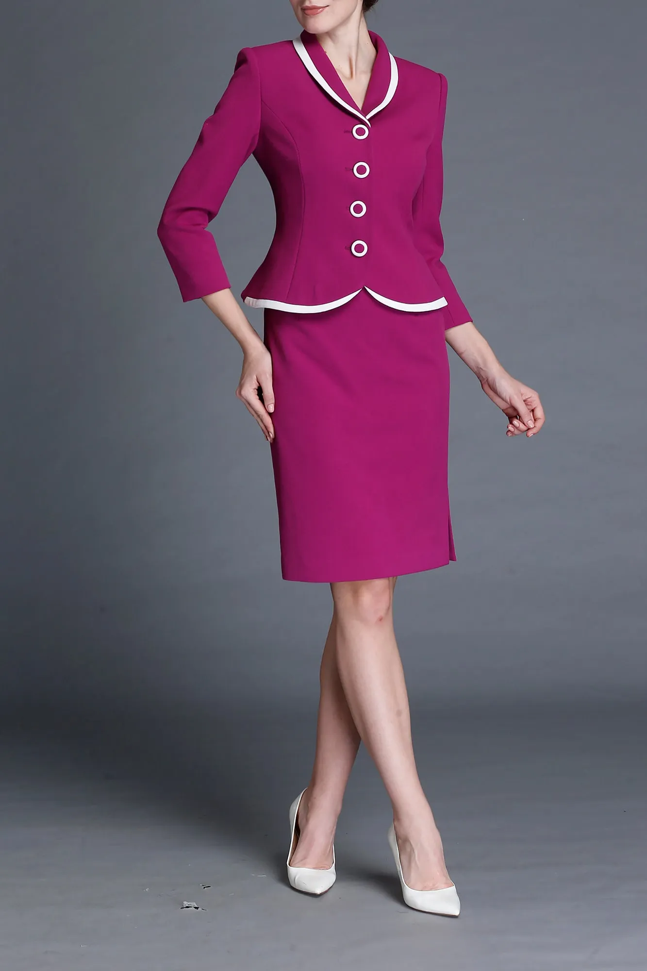 Julia Modern Executive Suit