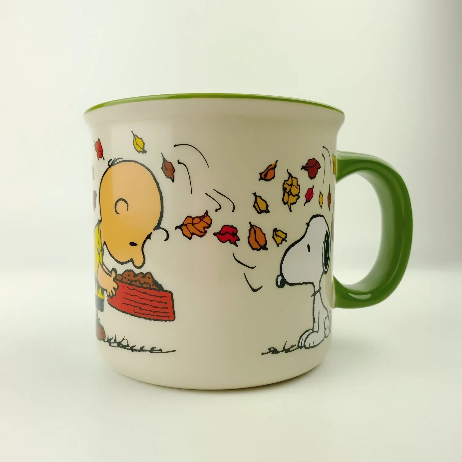 Large Peanuts Charlie Brown Snoopy & Friends Be Giving Mug 21 oz Green