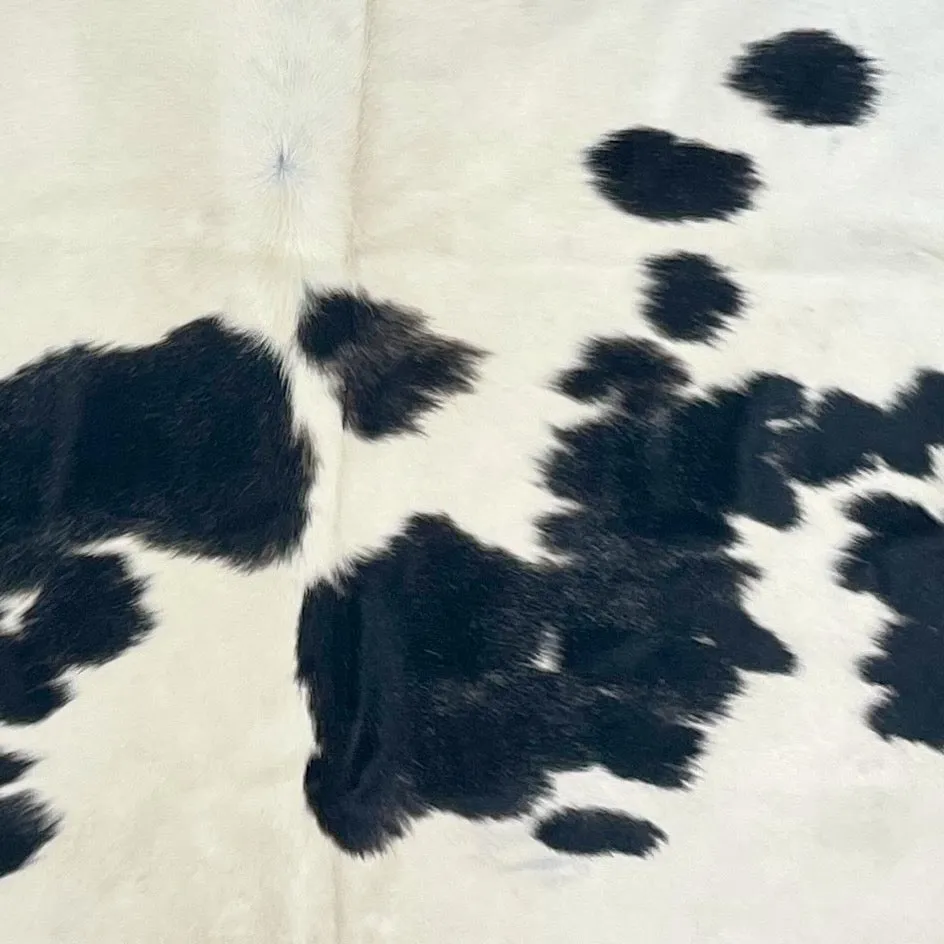 Large White and Black Brazilian Cowhide - 7'9" x 6'4" (BRBKW261)